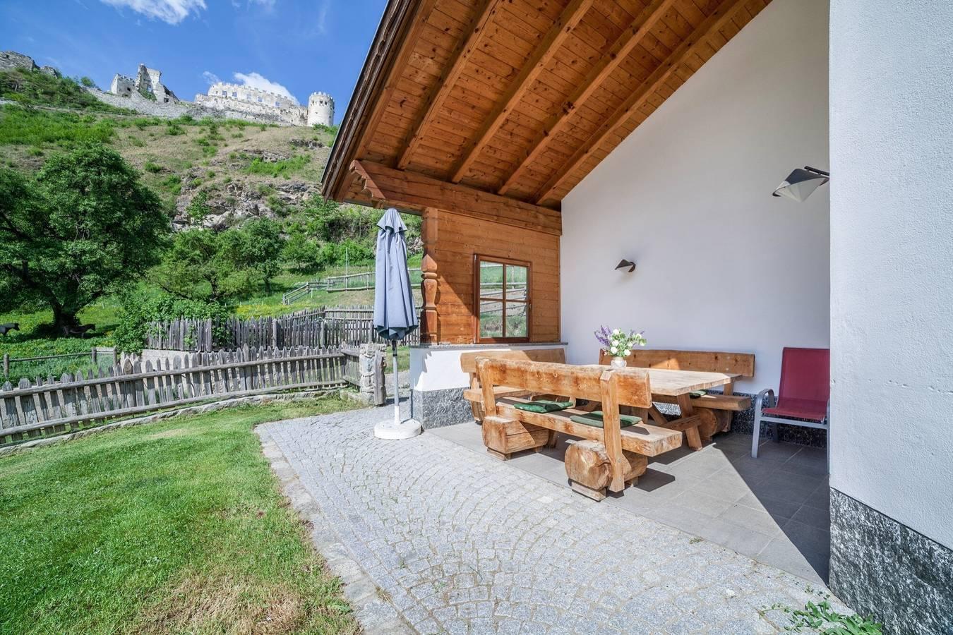 Vakantiehuis met speeltuin en hond in Montechiaro - Lichtenberg, Prad am Stilfser Joch, Italië voor 12 personen foto 19