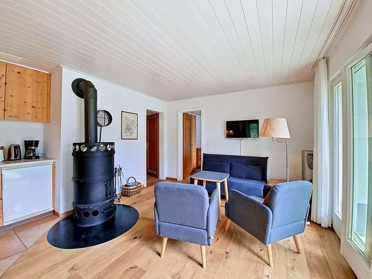 Chalet Holzwurm in Schwendi b. Grindelwald, Grindelwald, Zwitserland voor 2 personen foto 4