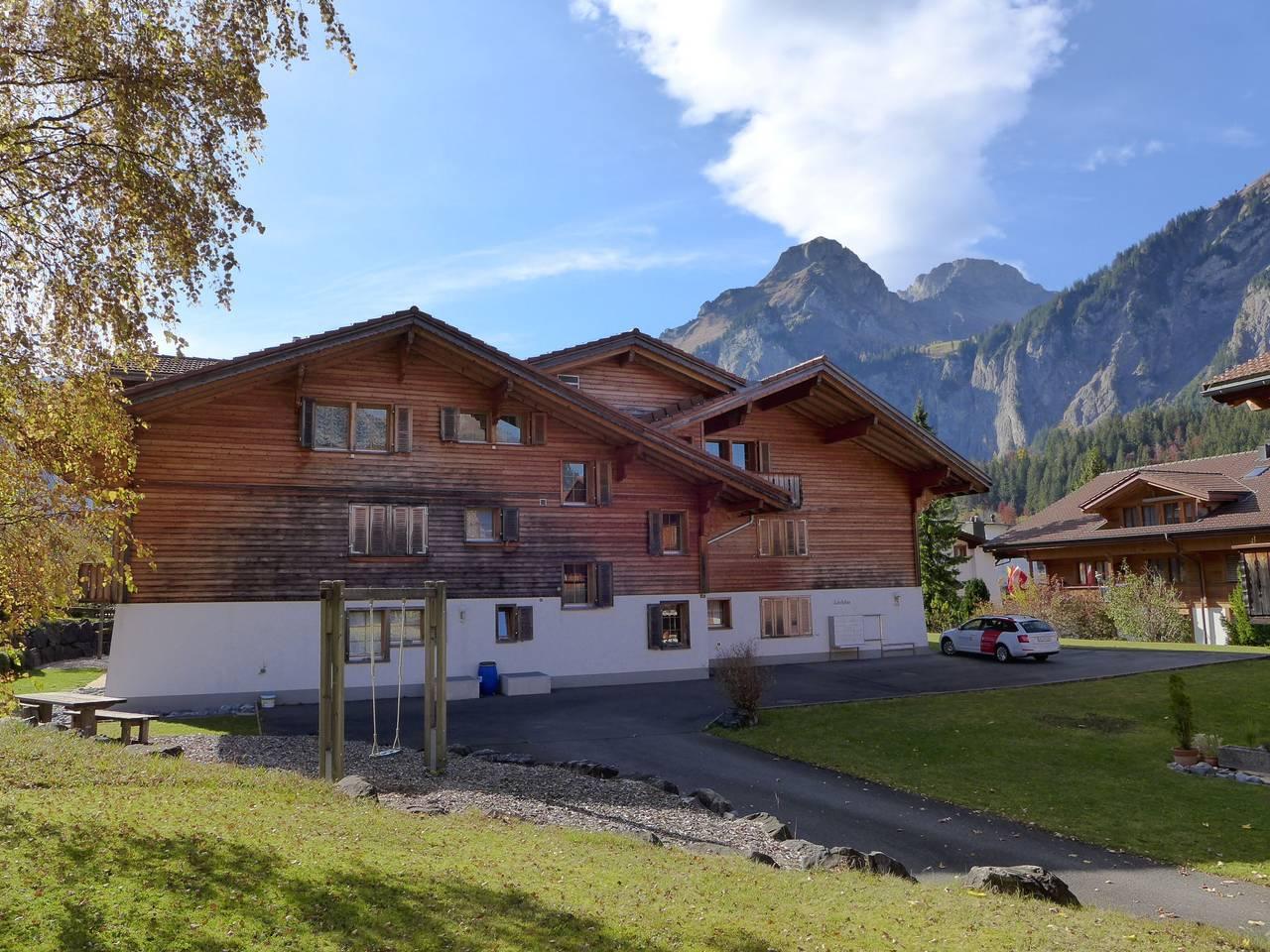 Laerchehus West in Kandersteg, Frutigen - Lenk - Adelboden, Zwitserland voor 4 personen foto 23