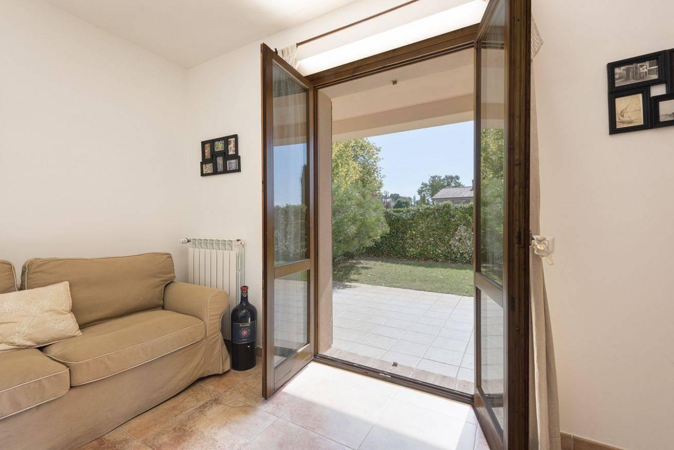 Vakantiehuis met privézwembad en zwembad in Lucignano, Chianti, Italië voor 12 personen foto 21