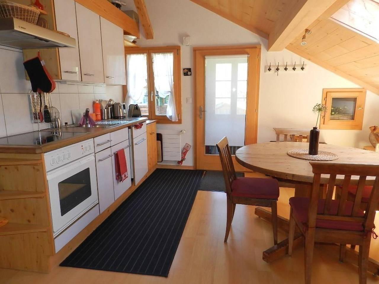 Im Wiesengrund in Gstaad, Saanen, Zwitserland voor 4 personen foto 15
