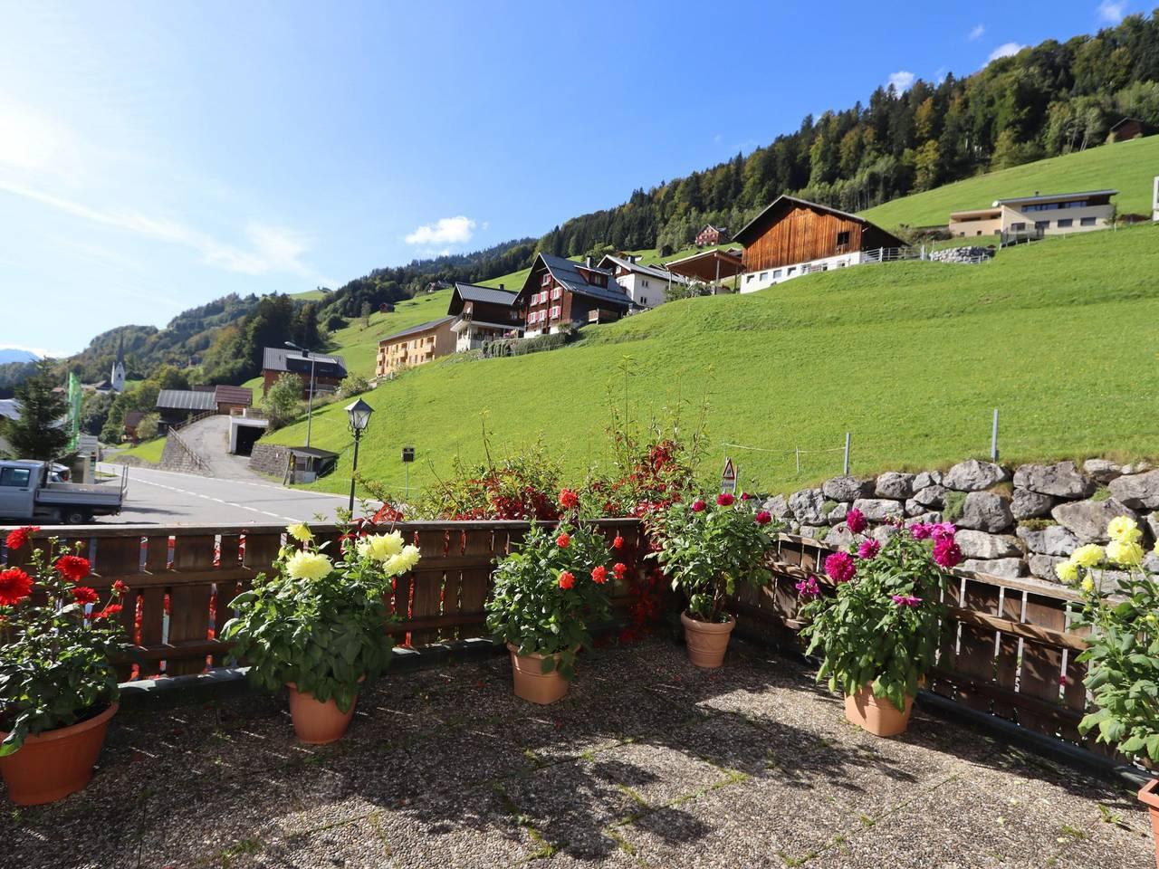 Ruim appartement bij de skilift in Sonntag, Bezirk Bludenz, Oostenrijk voor 6 personen foto 22
