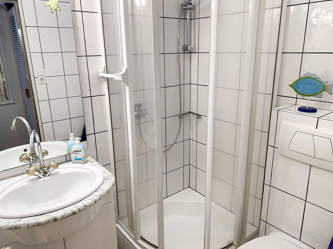 Vakantieappartement met binnenzwembad en zwembad in Strand Norddeich, Norddeich, Duitsland voor 2 personen foto 12