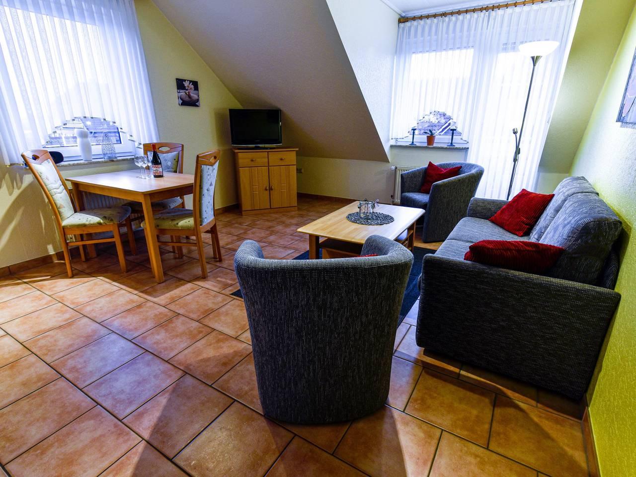 Tjalkstrasse met 1 slaapkamer en binnenzwembad in Norddeich, Duitsland voor 2 personen foto 8