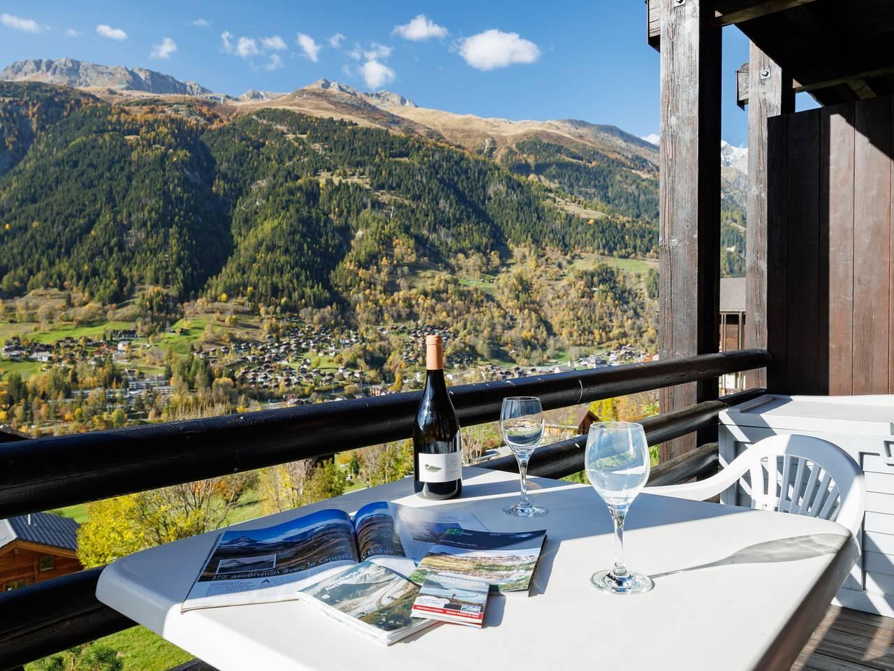Vakantieappartement met speeltuin en 1 slaapkamer en balkon in Ernen, Aletsch Arena, Zwitserland voor 2 personen foto 4