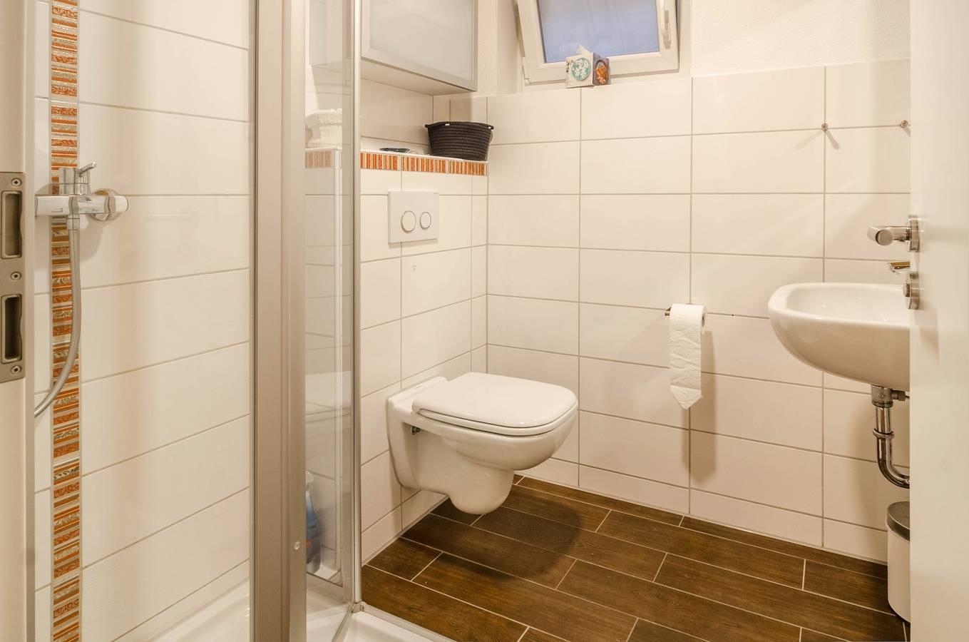 Vakantie Appartement "Untergeschoss" met Wi-Fi, Terras & Tuin in Überlingen, Duitsland voor 3 personen foto 21