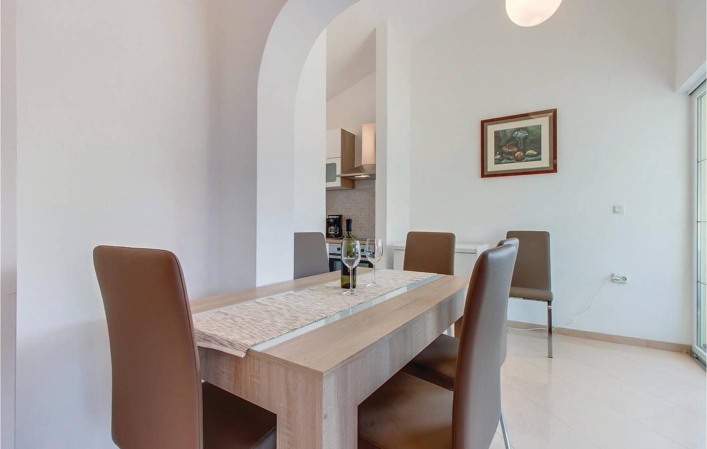 Gezellig appartement met terras, op 400 meter van de kust, wifi in Stara Porozina, Cres Stad, Kroatië voor 4 personen foto 19