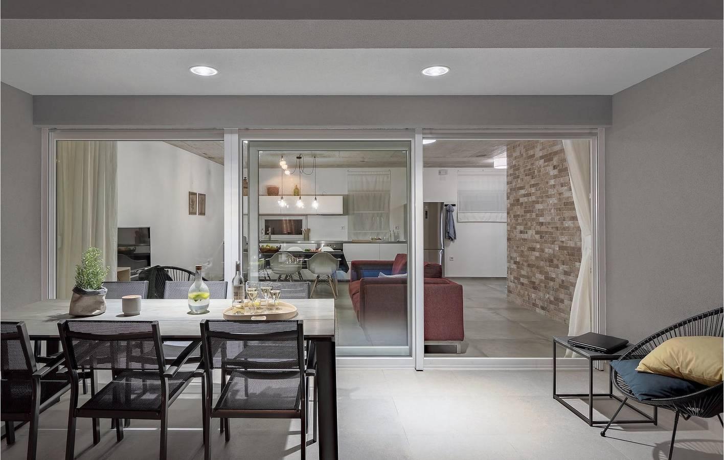 Gezellig appartement van 170 m² met zwembad, strand op 2,5 km in Pula-Medulin, Ližnjan, Kroatië voor 6 personen foto 21