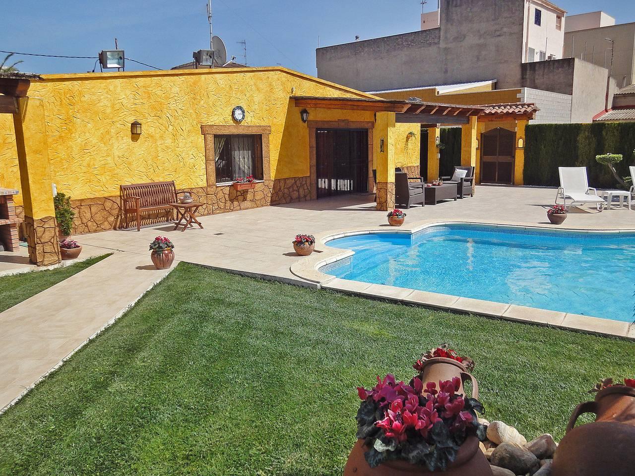 Vakantiehuis in L'Aldea, Spanje voor 6 personen foto 2