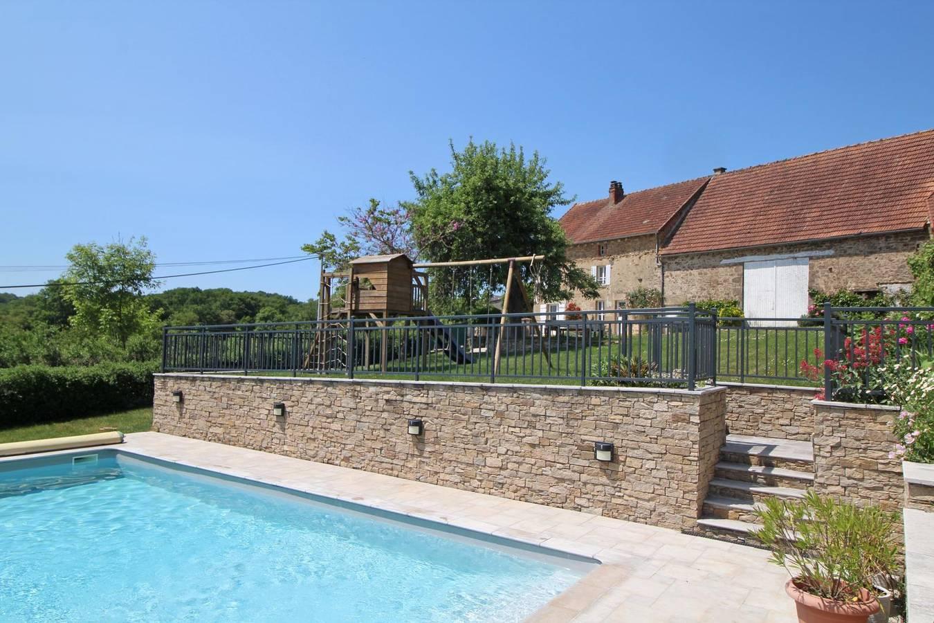 Vakantiehuis in Folles vanaf 77€ per nacht