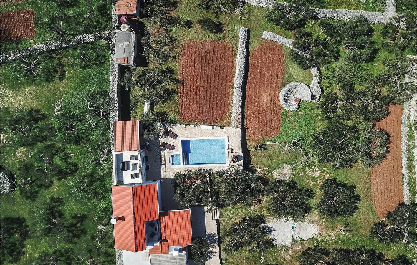 Vakantiehuis in Brac foto 15