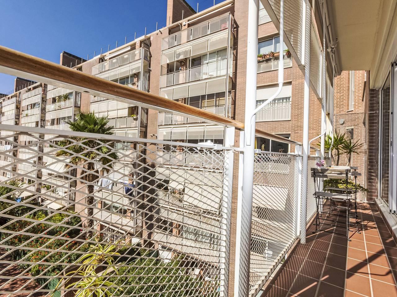 Vila Olimpica Sant Marti in Barcelona Centre, Barcelona, Spanje voor 4 personen foto 18