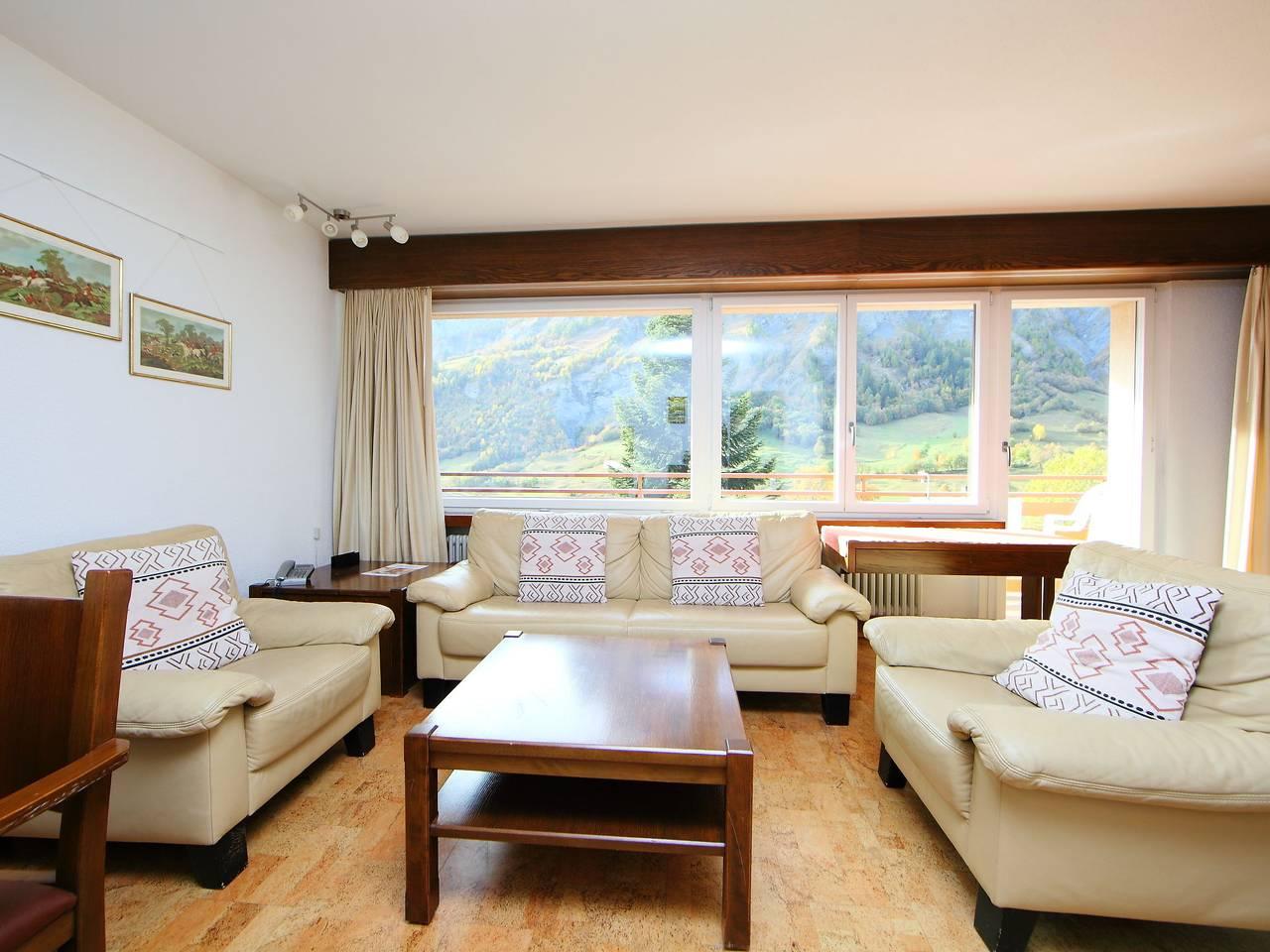 Vakantieappartement met 1 slaapkamer en balkon in Leukerbad, Wallis, Zwitserland voor 4 personen foto 3