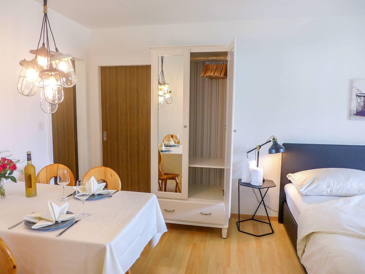 Chesa Ova Cotschna 303 in St. Moritz 3 Bad, Sankt Moritz, Zwitserland voor 2 personen foto 11