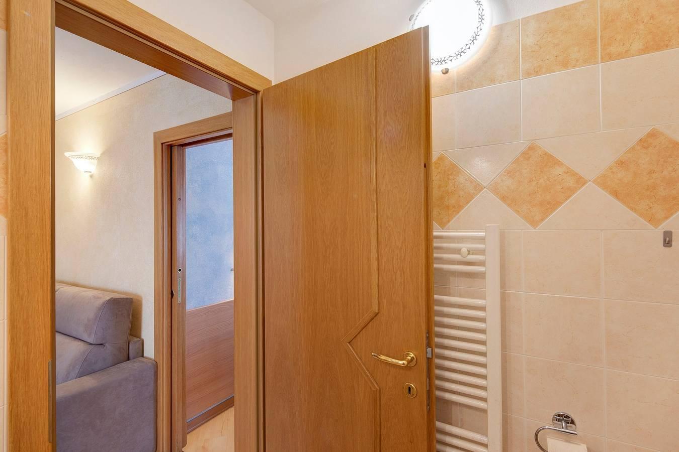 Appartement "Piz Filone" met Uitzicht op de Bergen, Wifi in Livigno, Valtellina, Italië voor 2 personen foto 20