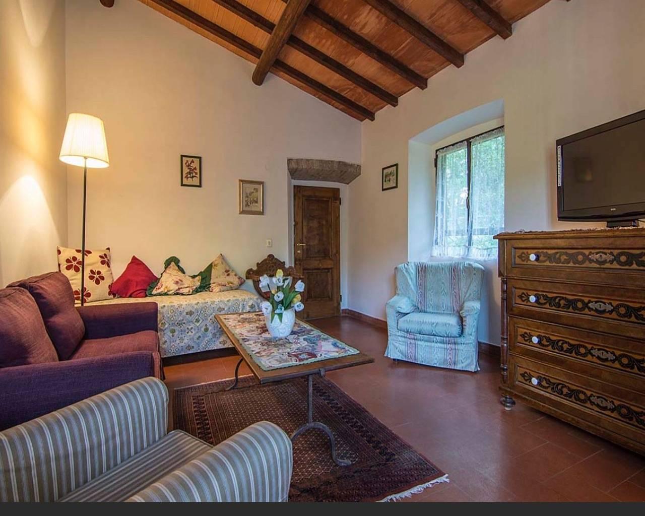 Villa Flora in Borgo San Lorenzo (Gemeente), Provincie Florence, Italië voor 14 personen foto 23