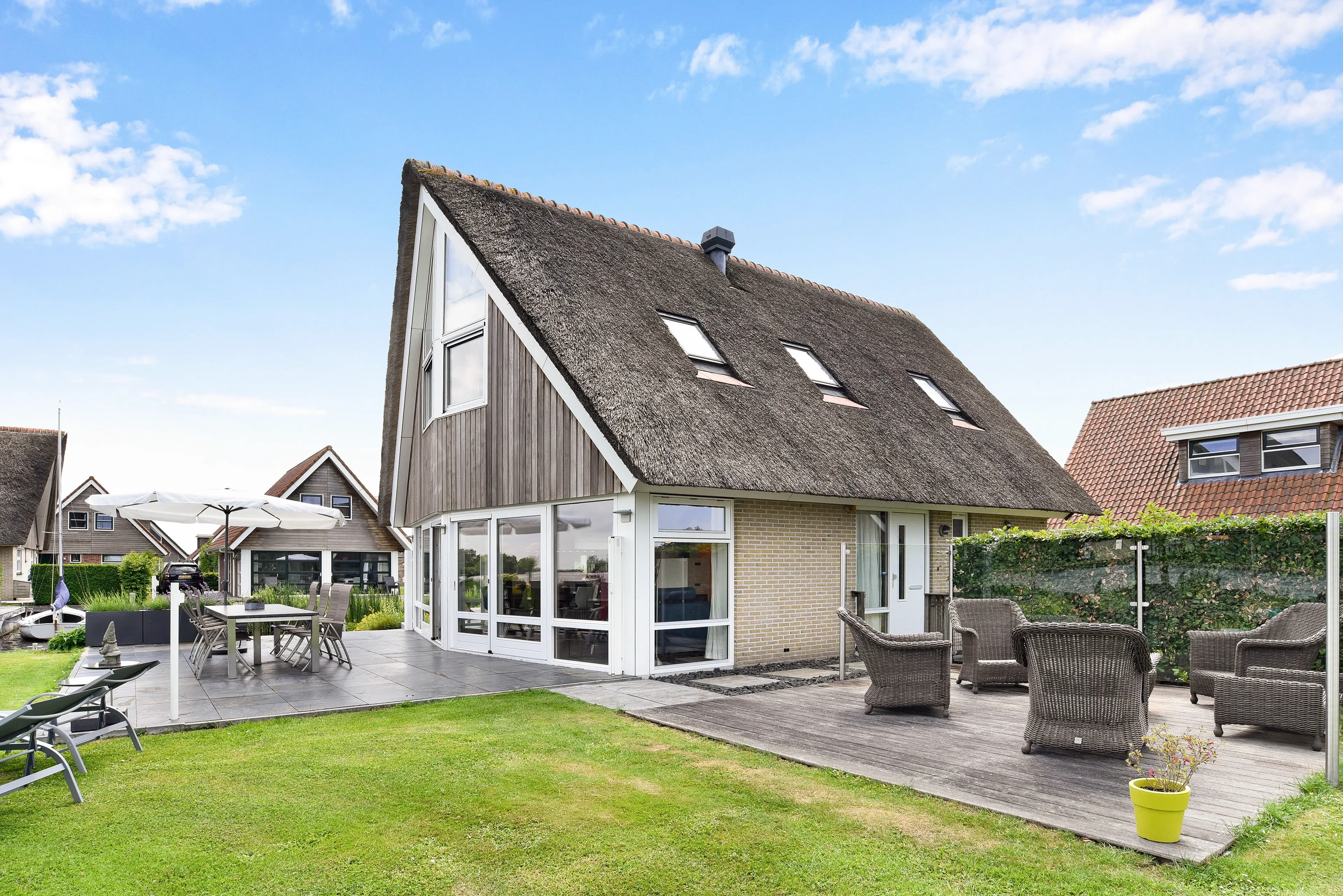 8-persoons waterwoning foto 3